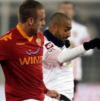 Bantai Palermo 4-1, Roma Kedua Lagi
