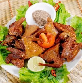 Enak Gurih Burung Dara Goreng