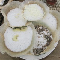 Serabi Anget Plus Wedang Secang Sore Ini