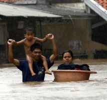 Waspada, Musim Hujan di Jakarta Baru Berakhir Mei 2010