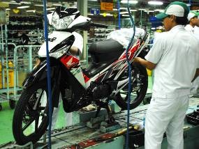 Raja Bebek Honda Ikut Berhias Diri