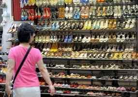 Mencuri 1.200 Pasang Sepatu, Seorang Pria Ditangkap Polisi