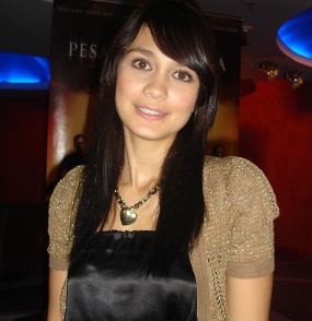 Laporan Polisi Dicabut, Luna Maya-Infotainment Kompak Bungkam