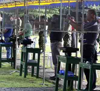 Marinir Gelar Lomba Menembak
