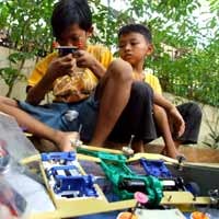 Kakek pun Suka Main Tamiya