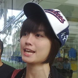 Cari Pacar, Agnes Monica Ajak Taruhan