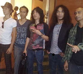 Slank Bokek Gara-gara Dilarang Konser
