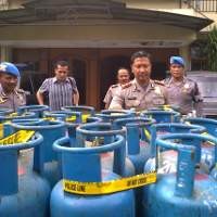 Sunat Tabung Gas, Dudung Cs Diringkus Polisi