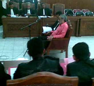 Ali Diancam 15 Tahun Penjara