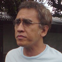Iwan Fals Hampir Jual Lagu di Glodok