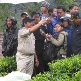 Dede Yusuf: Eskavator Sulit Masuk Karena Mobil Media dan Protokoler RI 2