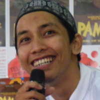 Ingin Bikin Komik Dilarang Merokok
