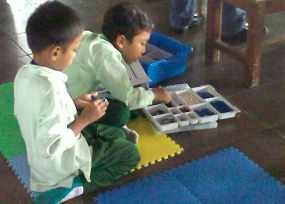 Lomba Robot Siswa SD di Semarang Meriah