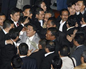 Ambil Alih Pimpinan Rapat, Priyo Harap Marzuki Menghargai