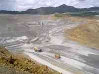 Newmont Proyeksikan Produksi Emas 425.000 Ounces di 2010