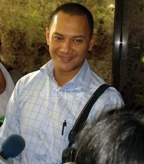 Sidang Dibuka, Adjie Massaid Interupsi Pertama Kali