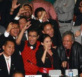 Hanya Peroleh 246 Suara, Opsi AC Ditolak!