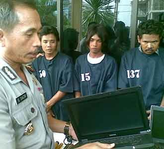 Komplotan Pembobol Rumah Dibekuk