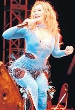 Inul Daratista Dikabarkan Akan Ambil Formulir Pendaftar