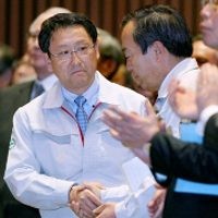 Diserang Bertubi-tubi, Toyoda Merasa Kesepian