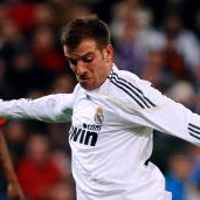 VDV Bawa Madrid ke Puncak