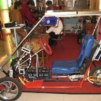 Mahasiswa ATW Solo Ciptakan Mobil Tenaga Surya Rp 10 Juta 