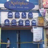 Ruko Multiplus Dibalut Police Line