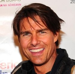 Ngebut, Ducati Tom Cruise Tabrak Mobil 