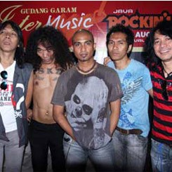 Live Earth, Slank Garap Lagu Tentang Krisis Air
