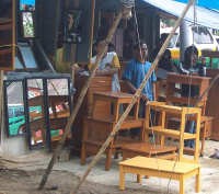 Perajin Mebel Gelap Nyawang, Bertahan Melawan Kemerosotan
