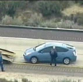 Toyota Prius Melaju Tak Terkendali di Jalanan California