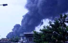 15 Pegawai Diduga Terjebak di Dalam Pabrik