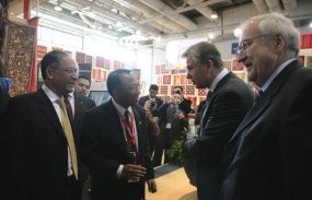 Garuda Terbang ke Eropa, RI Targetkan 1 Juta Turis