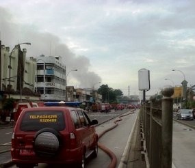 Dampak Kebakaran di Pasar Senen, Bus TransJ Koridor V Dialihkan