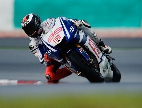Lorenzo Belum Ngebut di Seri Pertama