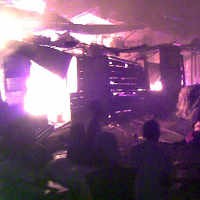 Api Padam, Kios Bakso dan Mebel Ludes