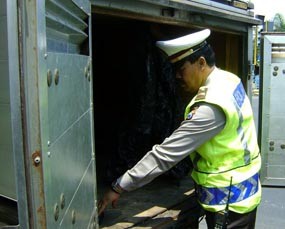 Polisi Malang Batasi Ruang Gerak Teroris