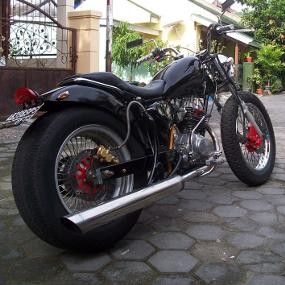 Honda Gl 100 79 Kanvas Berjalan Yang Seksi