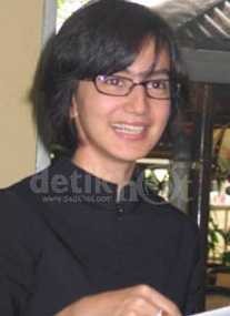 Ingin Perbaikan Status, Petugas Ambulans Mengadu ke Wanda Hamidah