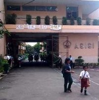 Murid SD Asisi Kecewa Obama Menunda Kedatangan