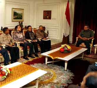 SBY Terima Asosiasi DPRD