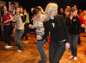 Wow! Poco-Poco Kini Menggoyang Ceko