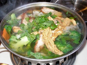 Slruup! Panas Segar Hot Pot