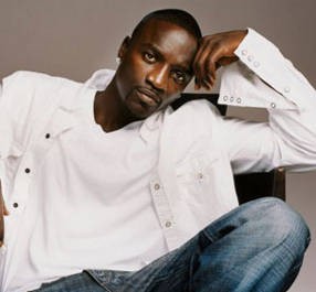 Video Klip Hot Bikin Akon Dilarang Konser di Sri Lanka
