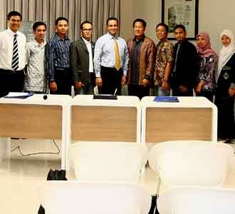 Paramadina Berikan Beasiswa