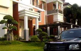 Rumah Mewah Gayus di Gading Park View Sepi 