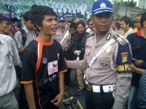 Mau Nonton Persija Bawa Stik Golf, Anton Digiring ke Polda