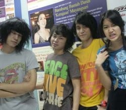 Vierra Akan Manggung Bareng Addie MS 