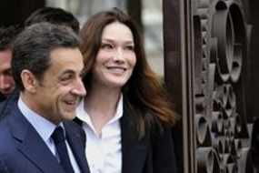 Carla Bruni Tidak Ingin Sarkozy Maju Kembali Dalam Pemilu