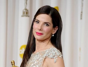 Demi Cantik, Sandra Bullock Rela Bayar Mahal